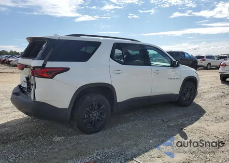 2022 Chevrolet Traverse Ls z USA, uszkodzony, nr VIN 1GNERFKW8NJ181132